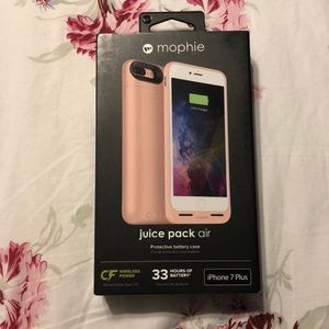 Mophie charging case iPhone 7 or 8 plus